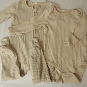 MORI Ecru Ribbed Zip Footed Pajamas & Ribbed Long Sleeve Bodysuit, Size 3-6 Mos